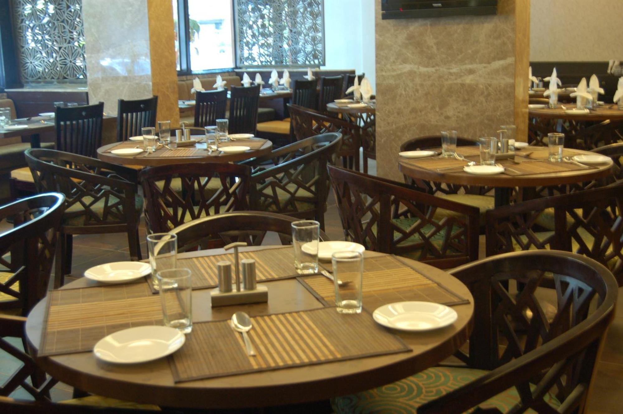 Comfort Inn President Ahmedabad Eksteriør bilde