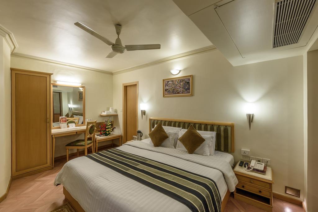 Comfort Inn President Ahmedabad Eksteriør bilde